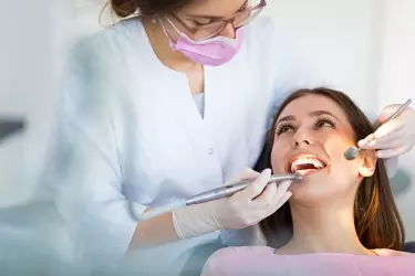Dentist for Dental Implants in Meerut, Uttar Pradesh, Dental Implant Surgery In India, Cost Of Dental Implants In India
